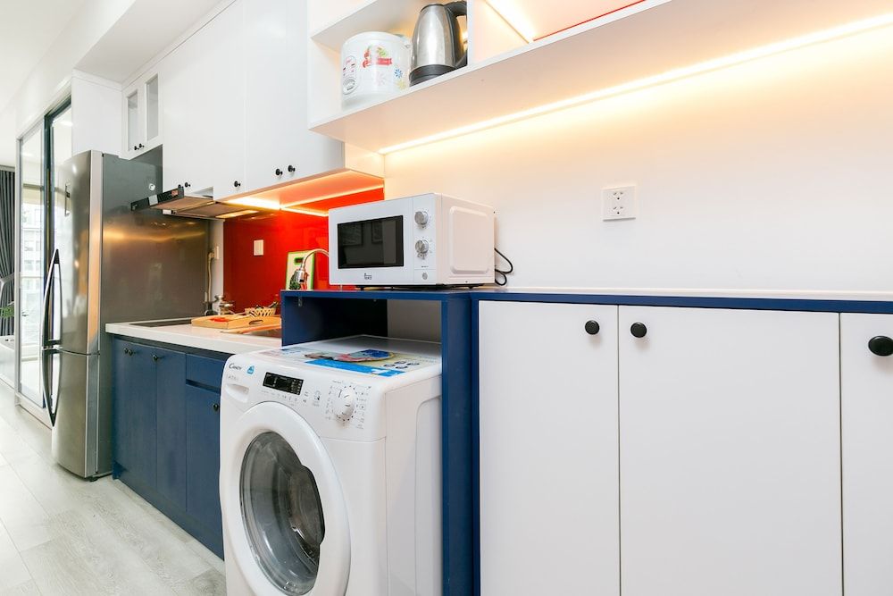 Blue Fingers Rivergate Standard Studio 6