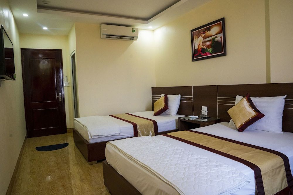 undefined Phuong Trang Ha Long 7