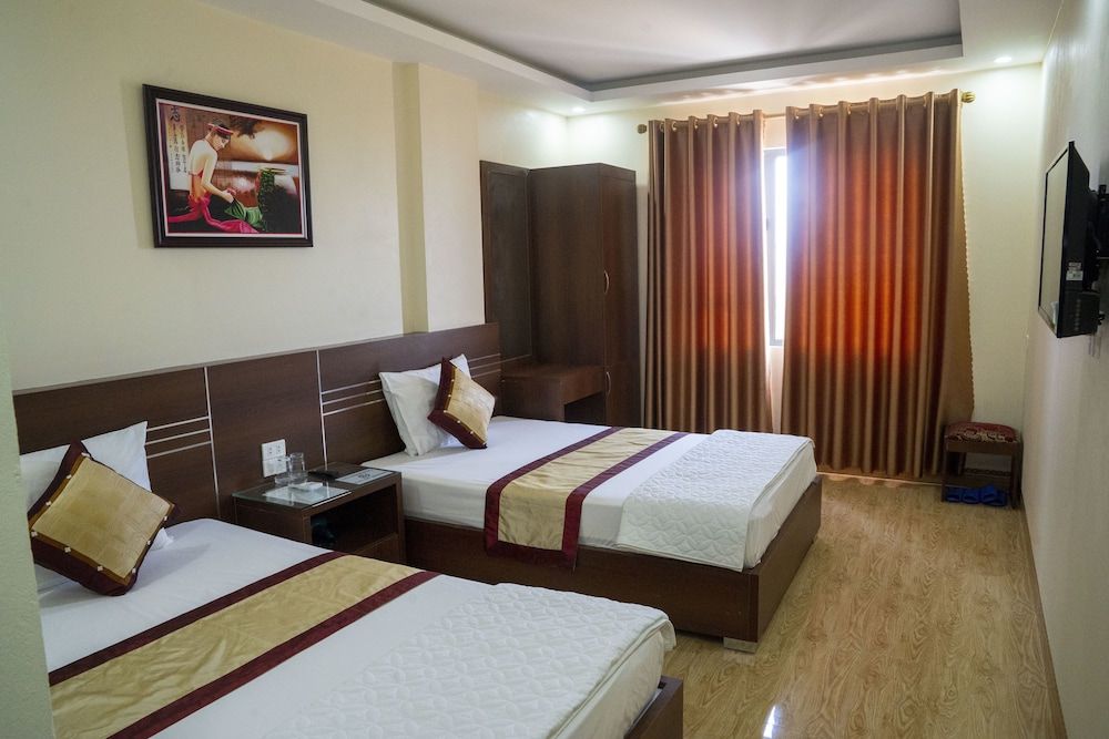 undefined Phuong Trang Ha Long 3