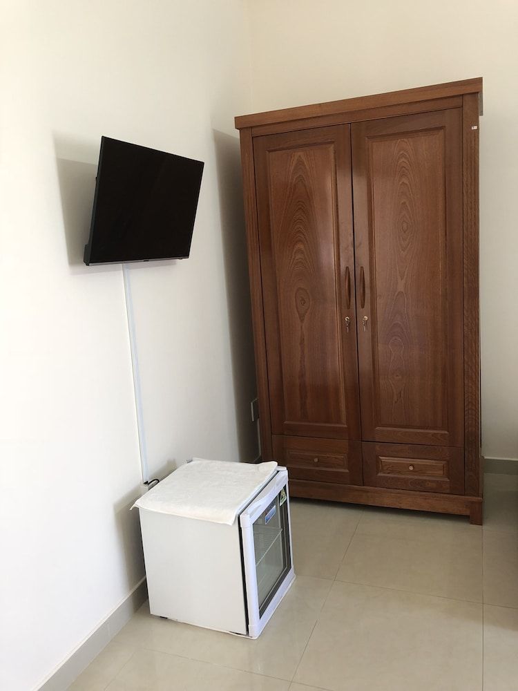 Three Palms Homestay Twin Room, No View 8
