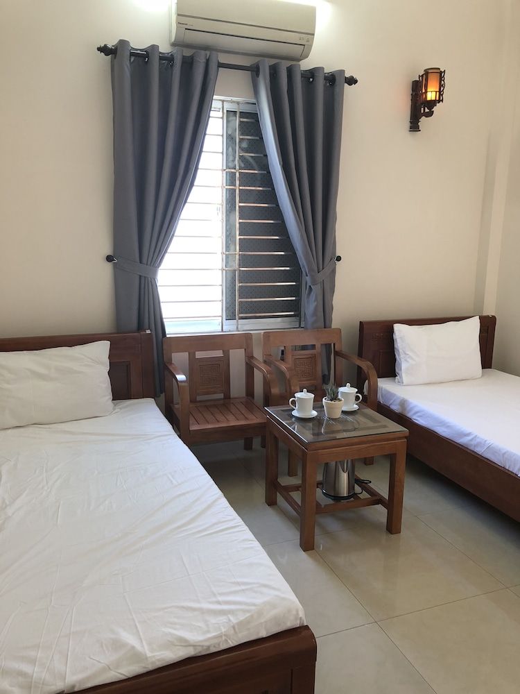 Three Palms Homestay Twin Room, No View 2