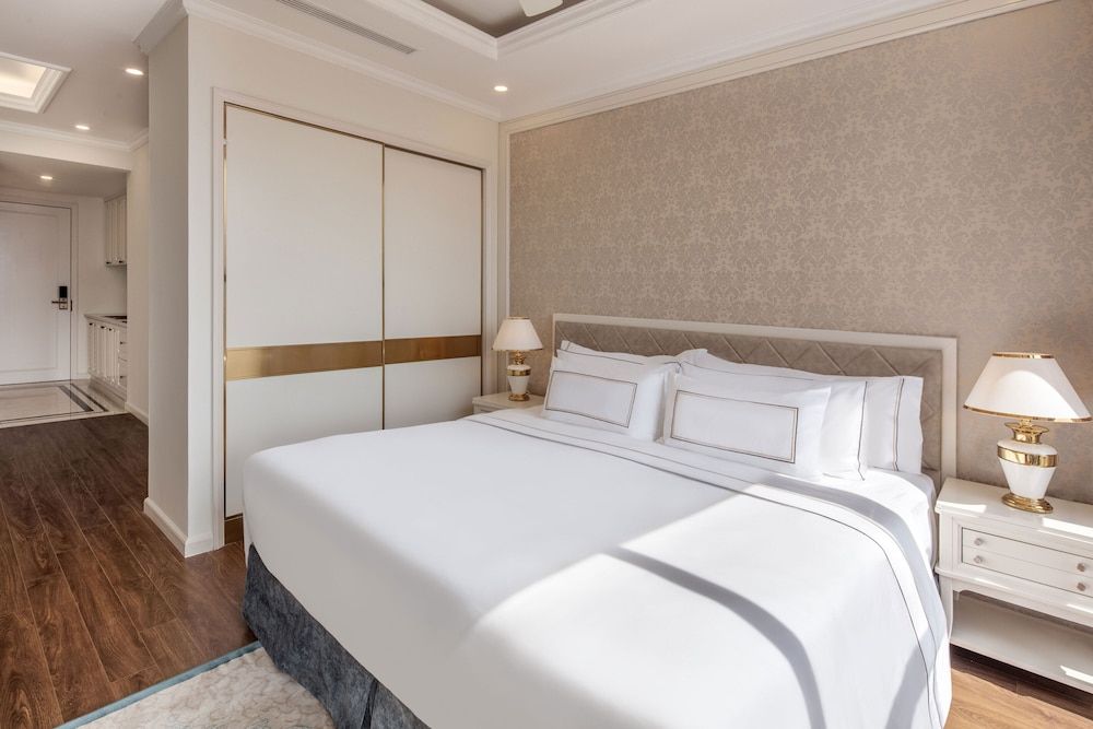 Melia Vinpearl Danang Riverfront Room (Grand Premium)