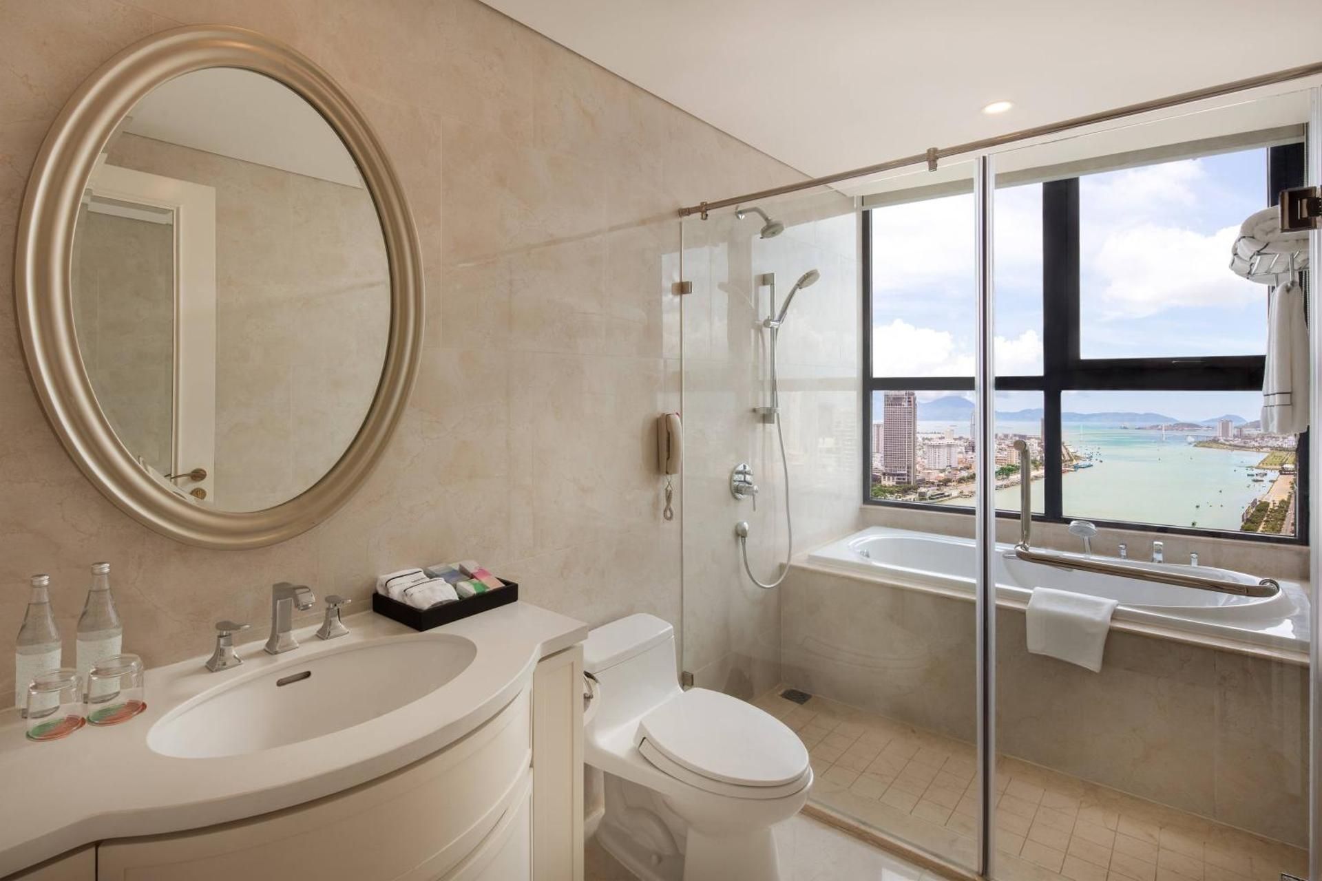 undefined Melia Vinpearl Danang Riverfront 8