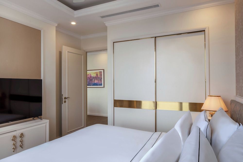 undefined Melia Vinpearl Danang Riverfront 3