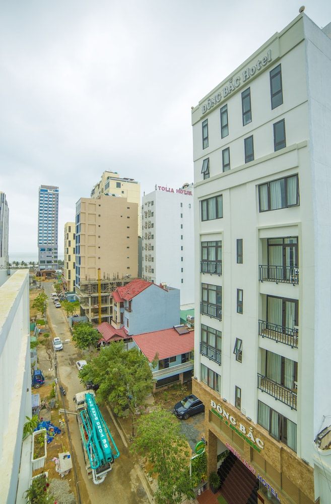 undefined North East Hotel 5