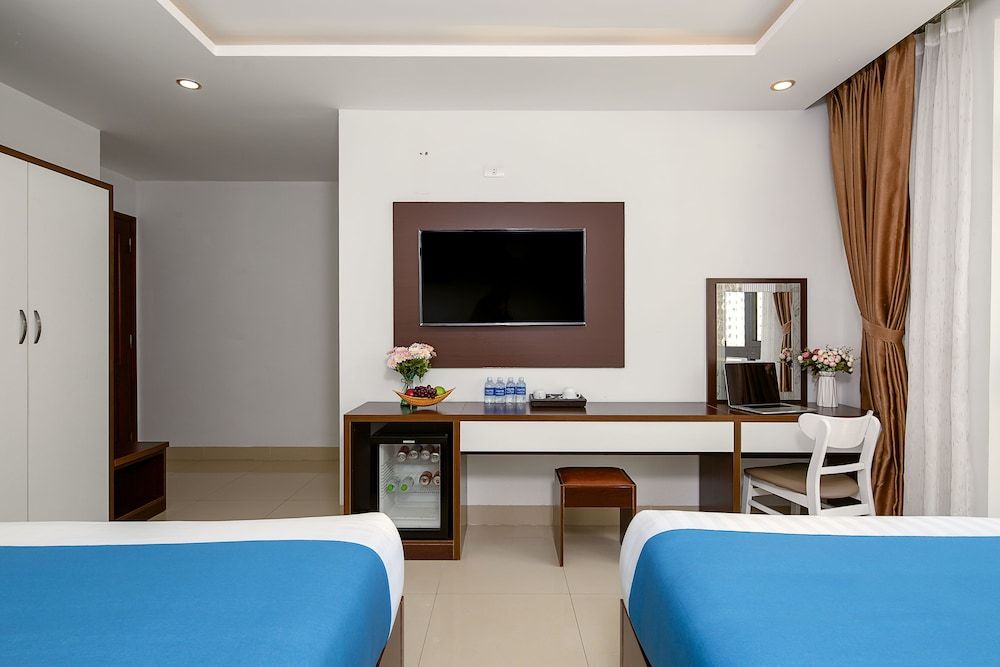 undefined North East Hotel 10