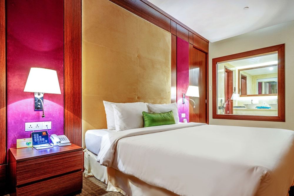 Becamex Hotel New City Executive Suite (King) 2