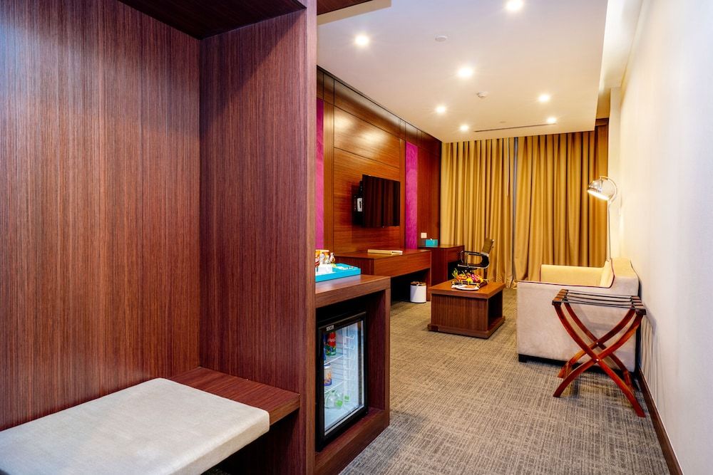 Becamex Hotel New City Executive Suite 5