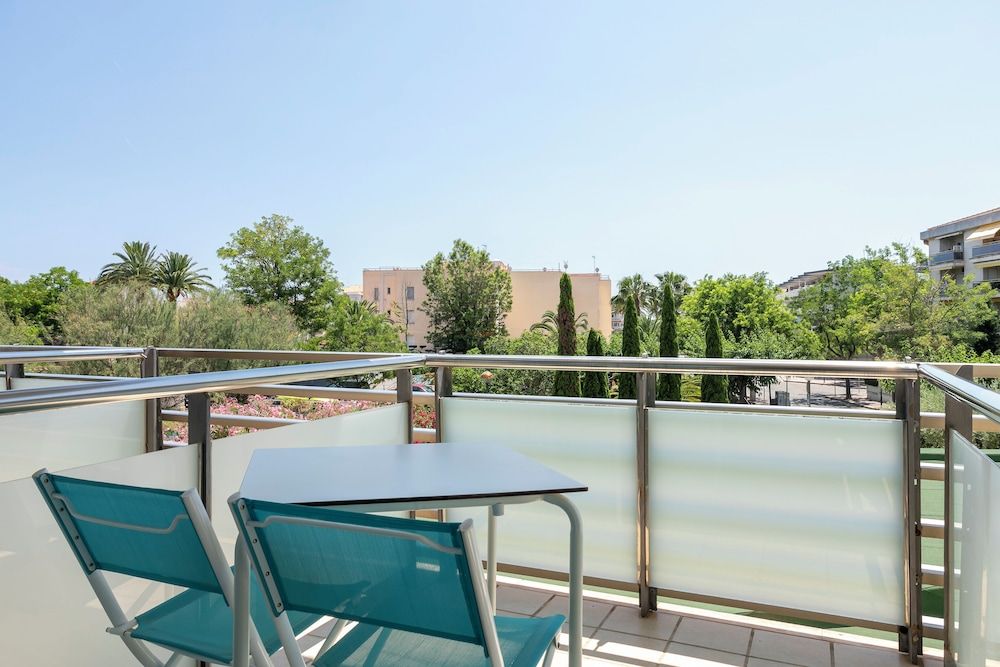 Sol Port Cambrils Premium Room (2+1) 3