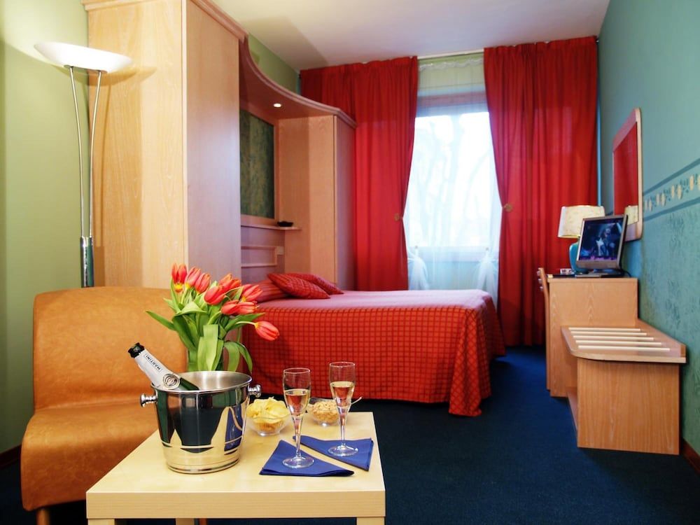 Hotel Meridiana Standard Room, 1 Double Bed 14