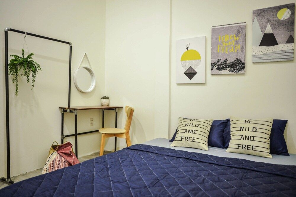 199x Cong Quynh - Hostel Double Room, Balcony 9