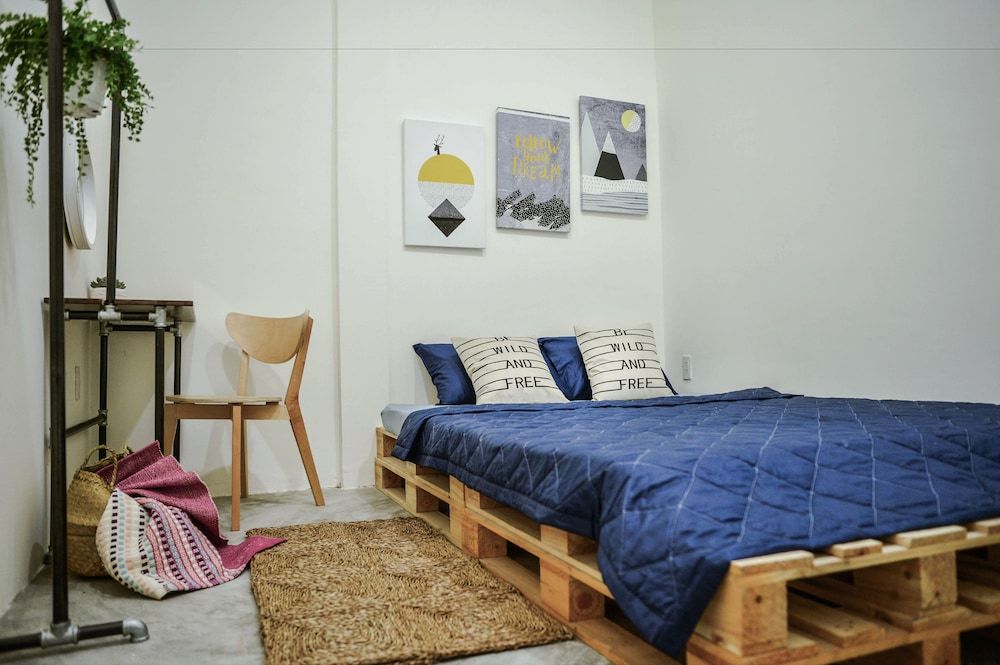 199x Cong Quynh - Hostel Double Room, Balcony 11