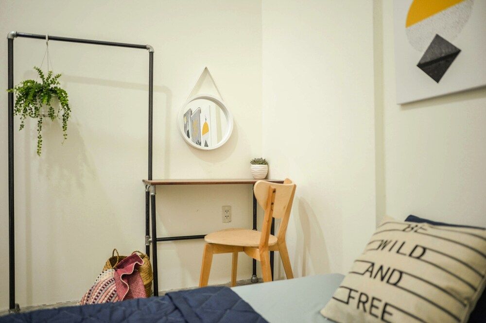 199x Cong Quynh - Hostel Double Room, Balcony 13