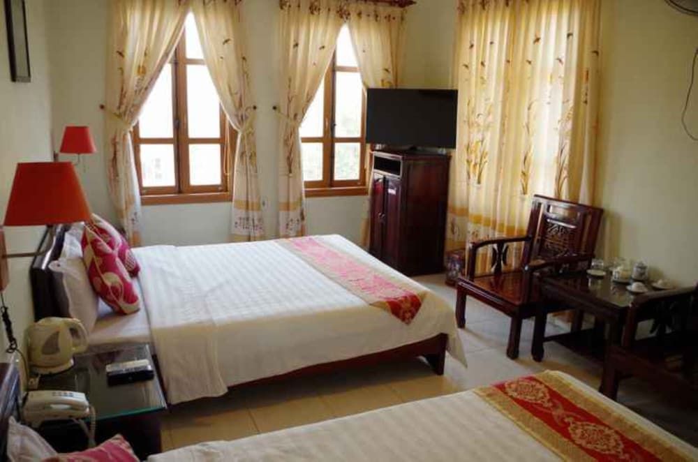 Ban Mai Hotel Quang Binh Quadruple Room 4