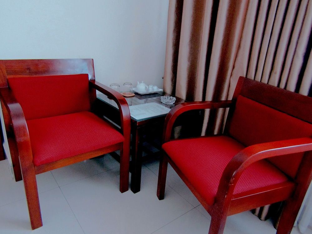 Hoang Dat hotel Quadruple Room 6