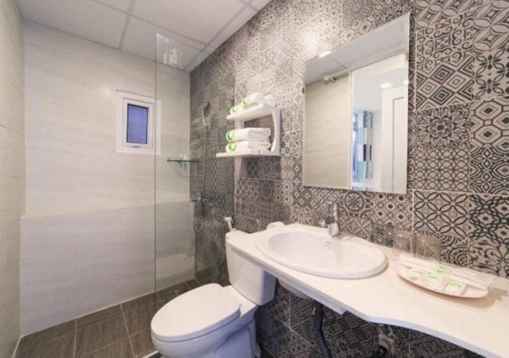 Alibaba Hotel Studio Suite 8