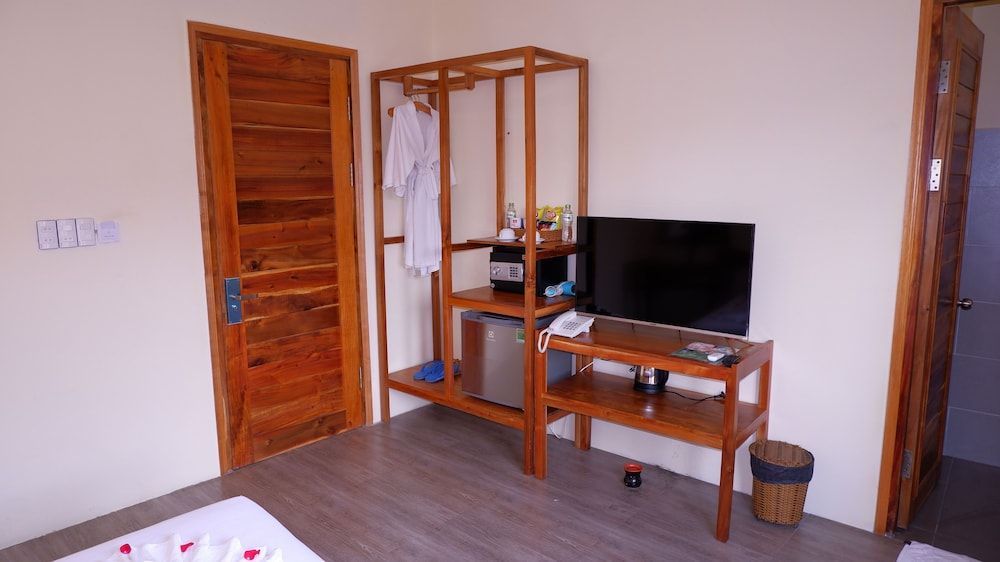 Bauhinia Resort Phu Quoc Superior Double Room, 1 King Bed, Garden View 24