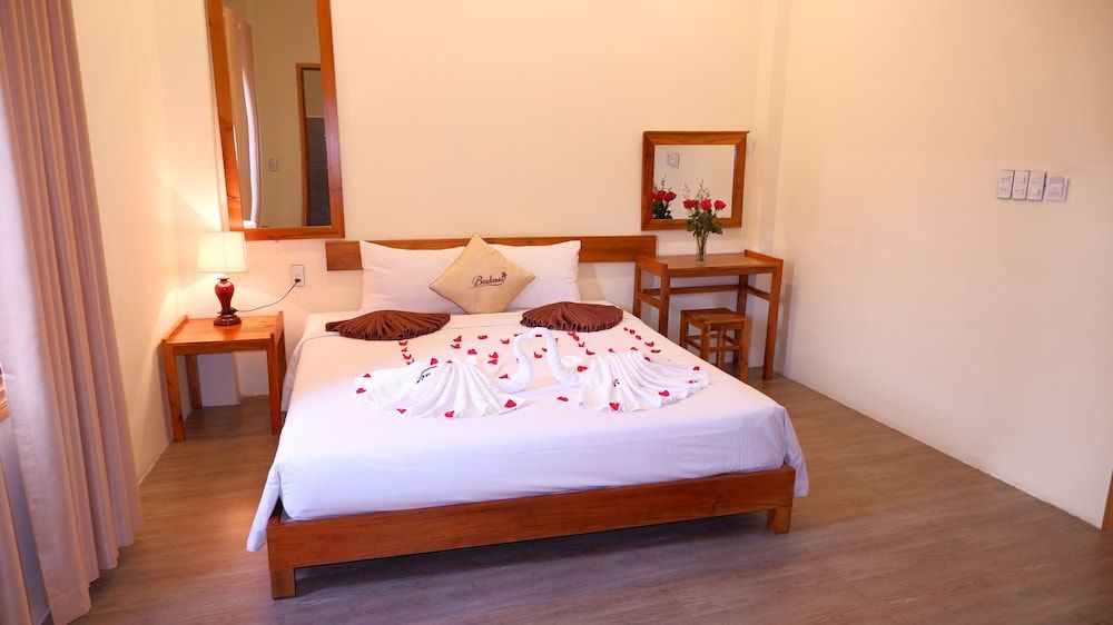 Bauhinia Resort Phu Quoc Superior Double Room, 1 King Bed, Garden View 13