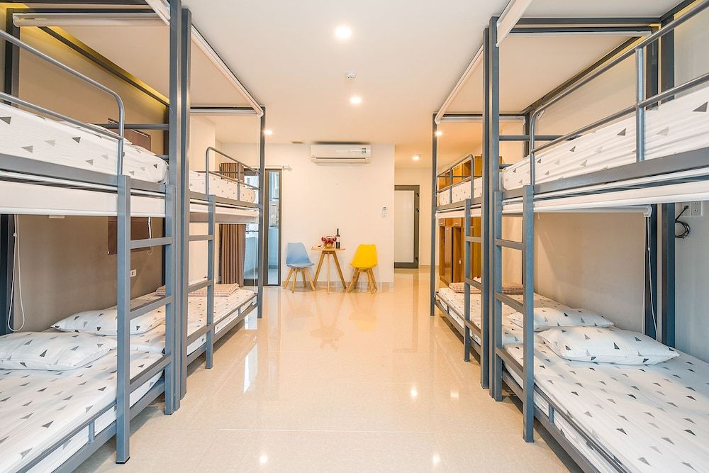 Pedersen Hostel Economy Room, Multiple Beds, Balcony, Beach View 3