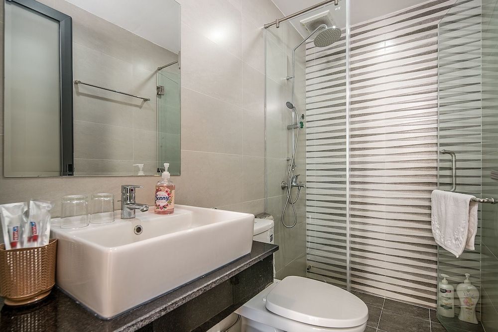 Pedersen Hostel Comfort Double Room, 1 Queen Bed, Ensuite, City View 28