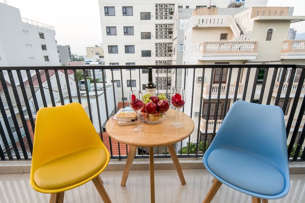 Pedersen Hostel Economy Room, Multiple Beds, Balcony, Beach View 9