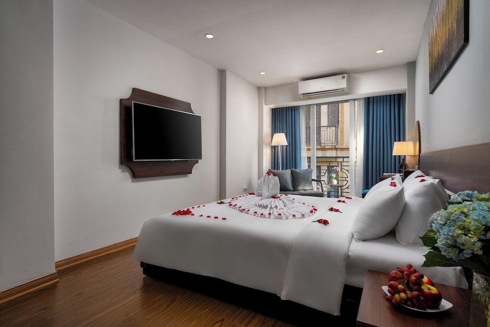 undefined Astoria Hanoi Hotel & Travel 9