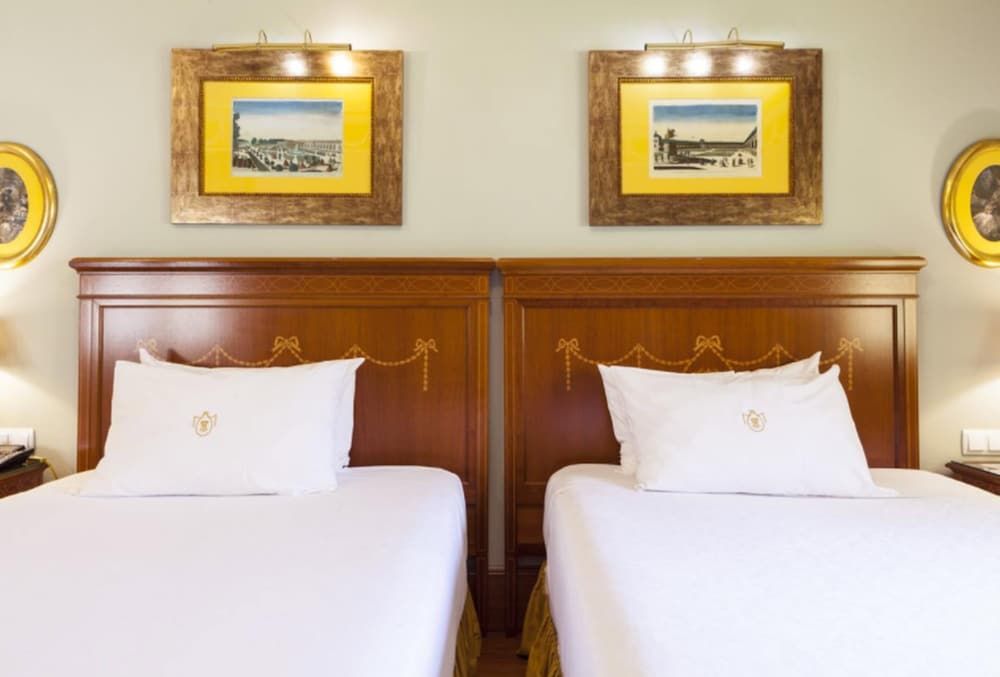 Hotel Inglaterra Sevilla Double or Twin Room 2