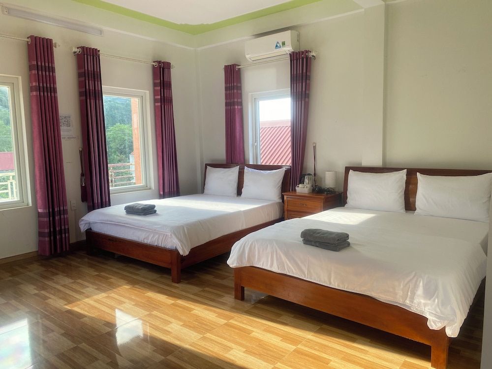 Family Quadruple Room, Non Smoking, Mountainside