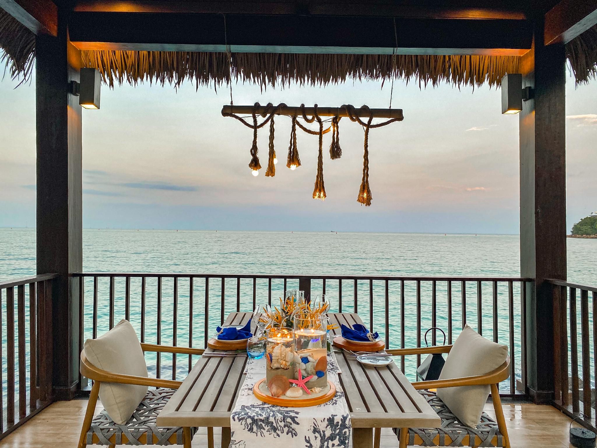 restaurant (private room)