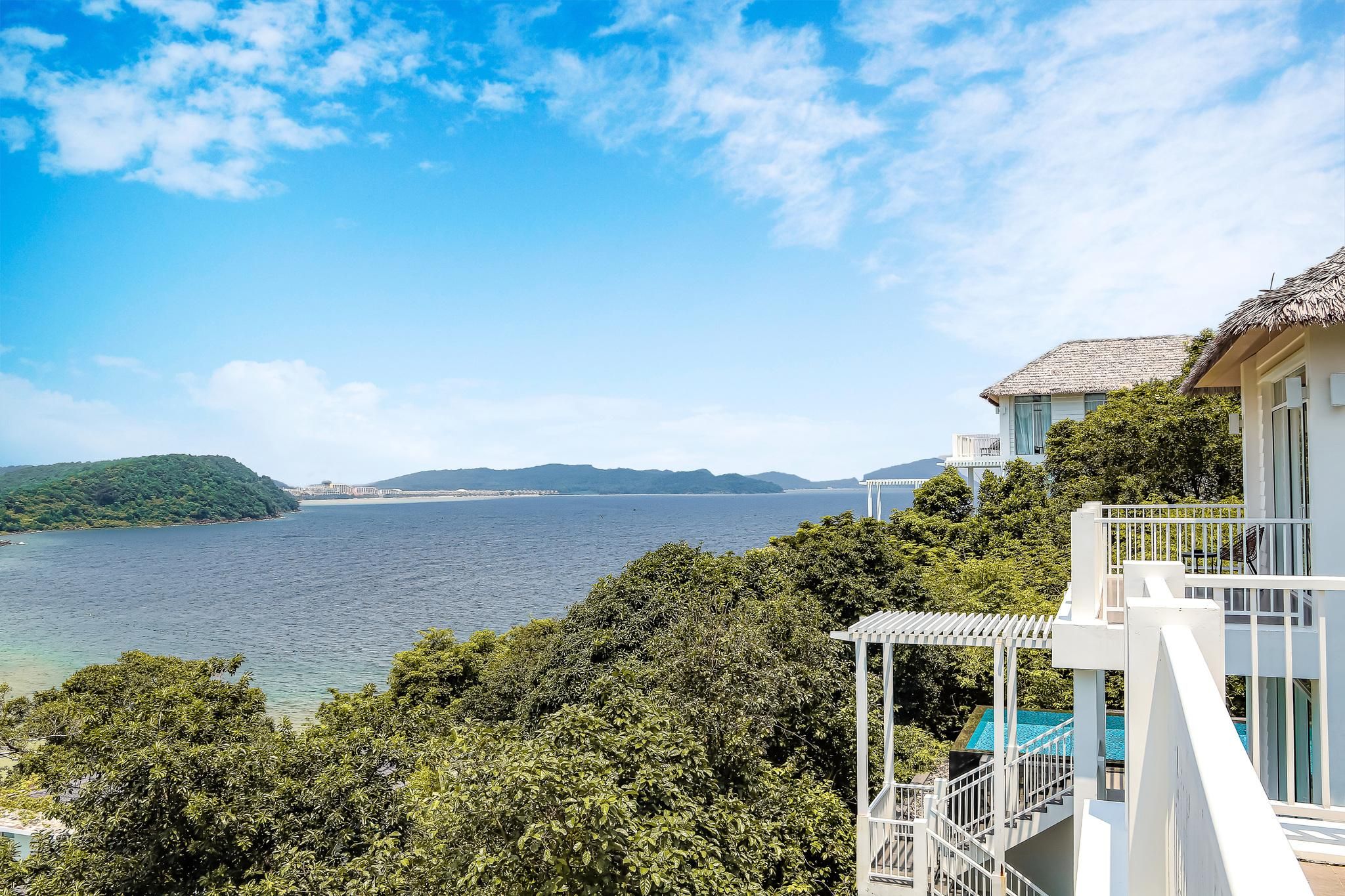 4 Bedrooms Ocean Villa With Private Pool