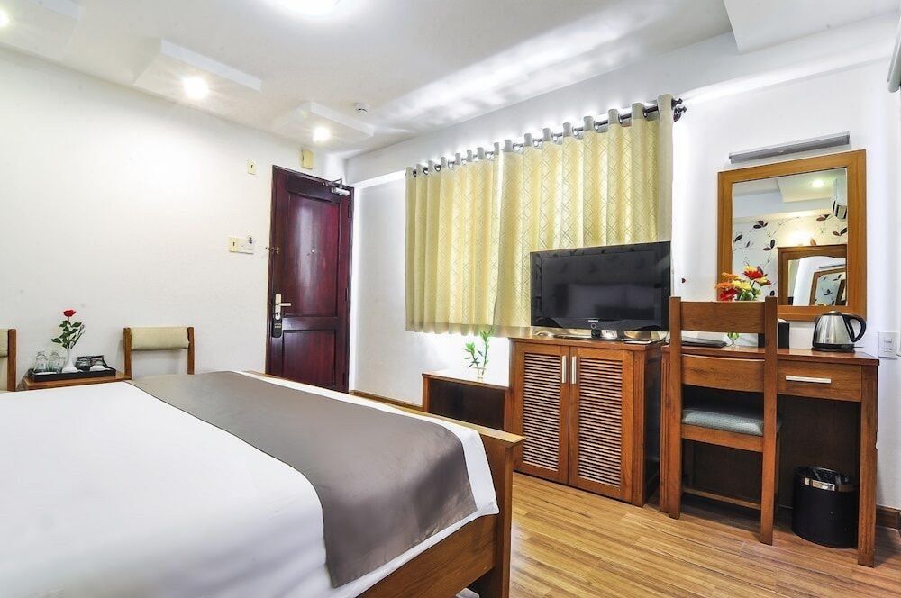Junior Room, City View