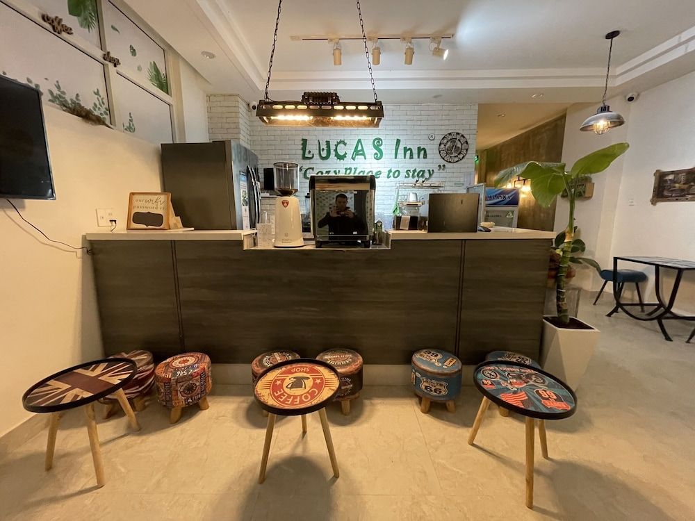 undefined Lucas Inn 7