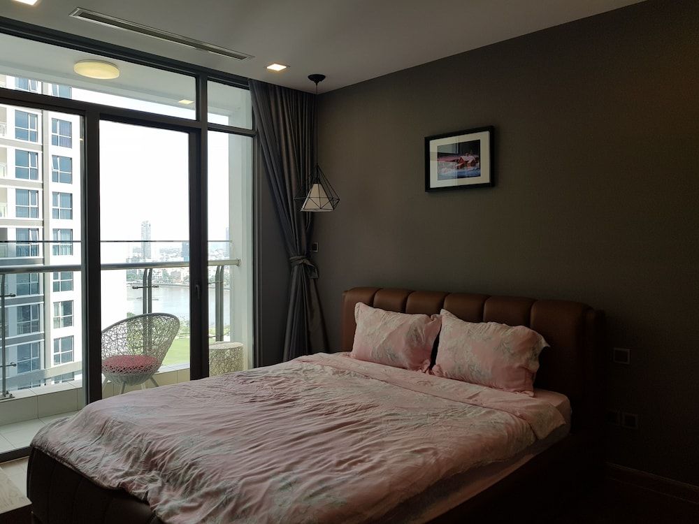 undefined Cherry Vinhomes Central Park