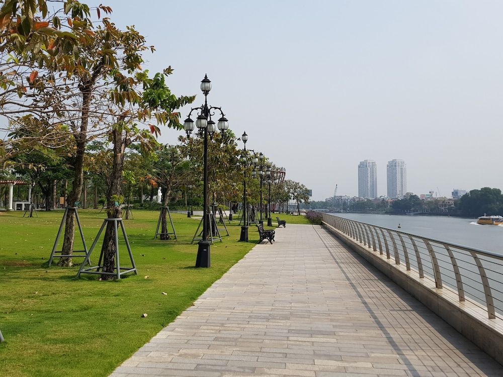 undefined Cherry Vinhomes Central Park 3