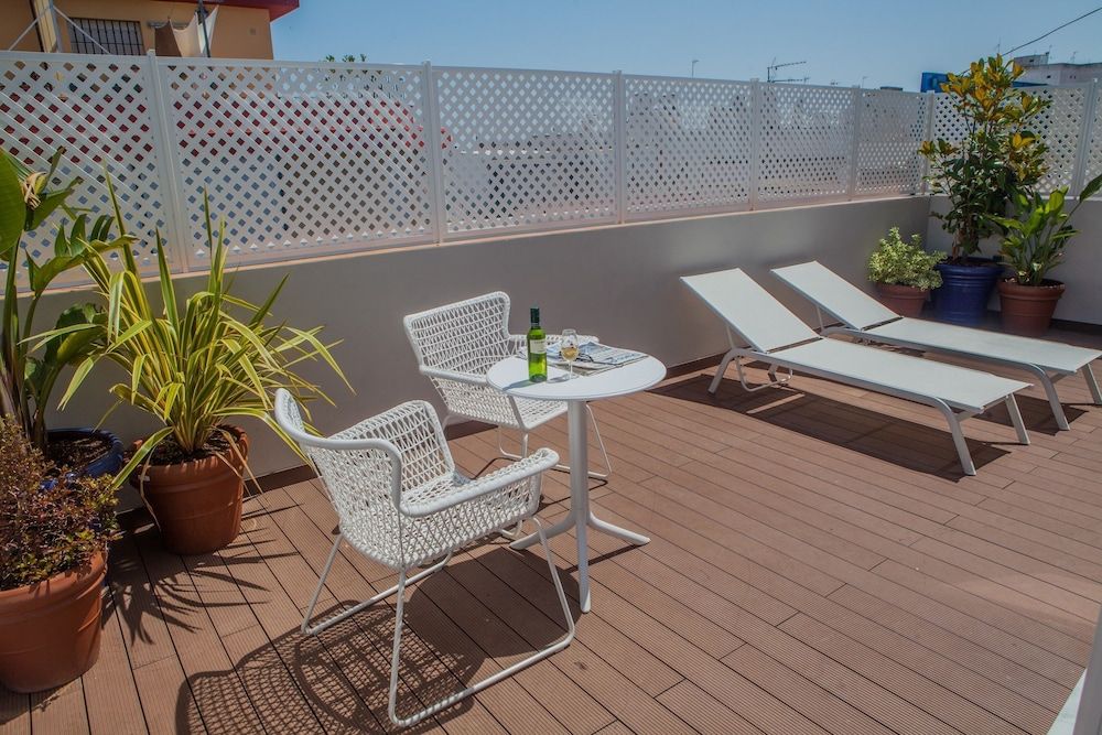 Hotel Doña Blanca Double Room, Terrace 8