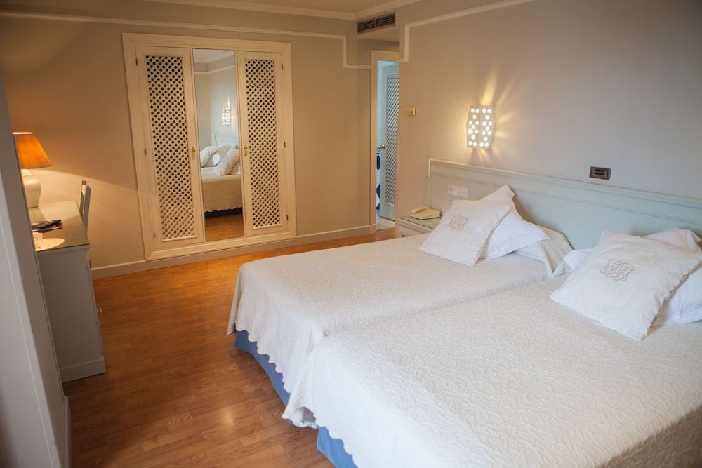 Hotel Doña Blanca Standard Double or Twin Room 2