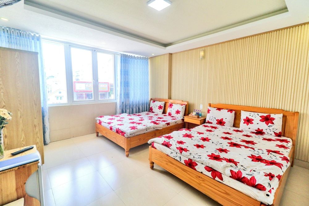 undefined Hoang Nguyen Hotel 10