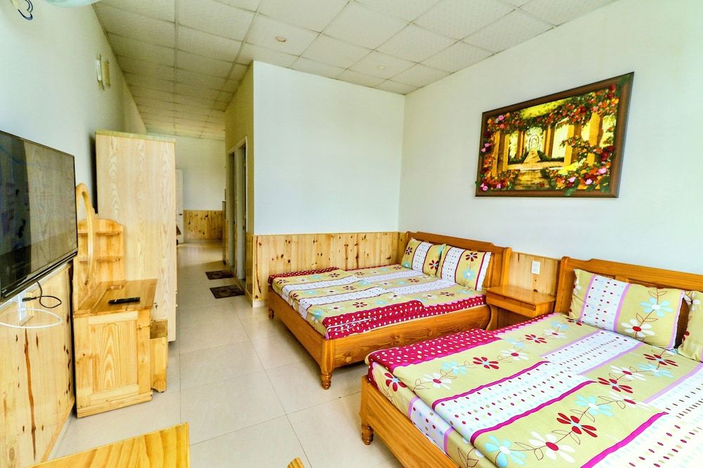 undefined Hoang Nguyen Hotel 3