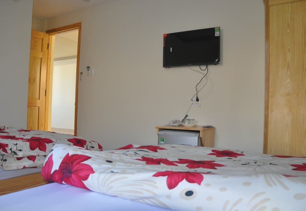 undefined Hoang Nguyen Hotel 7