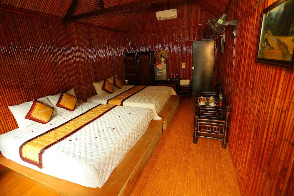 undefined Tam Coc Valley Bungalow