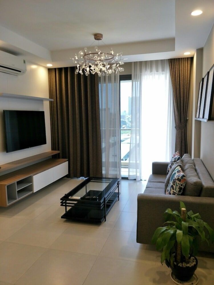 The GoldView Luxury Apartment Deluxe Apartment, 2 Bedrooms, Pool Access, City View 17