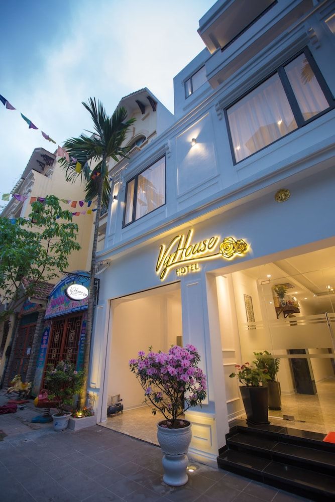 undefined Vyhouse Hanoi Hotel 8