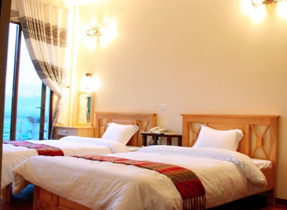 Mai Chau Valley View Hotel Deluxe Twin Room 4