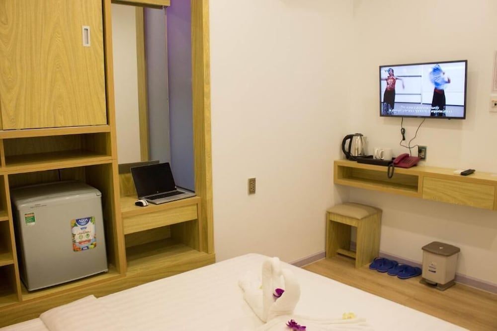 Winston Hotel Superior Double Room 13