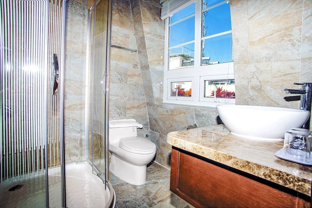 Diamond Hotel Standard Twin Room 4