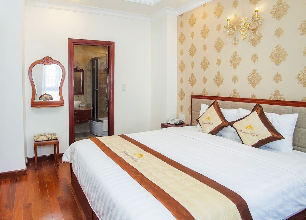 undefined Diamond Hotel 4