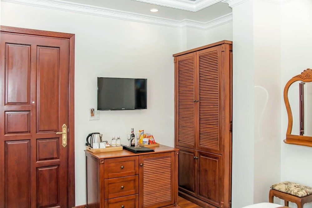 undefined Diamond Hotel 9