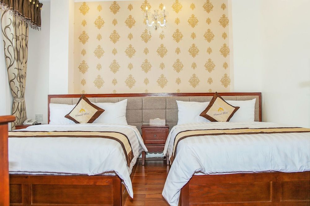 undefined Diamond Hotel 6