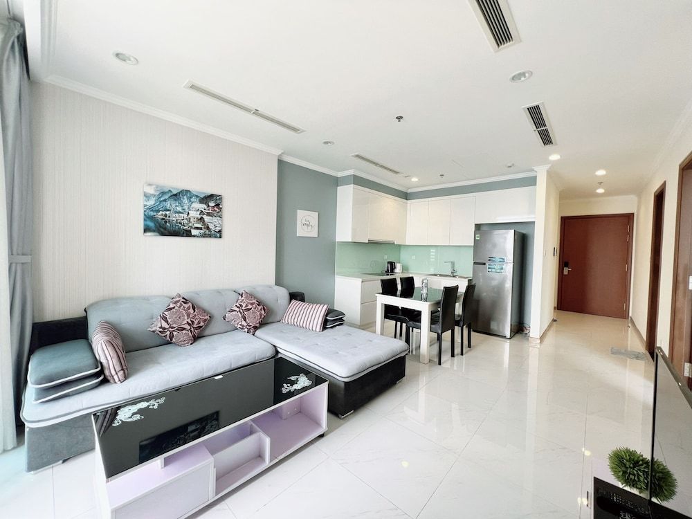 Wow! Homes by Christine - Vinhomes Luxury Luxury Apartment, 1 Bedroom, Balcony 25