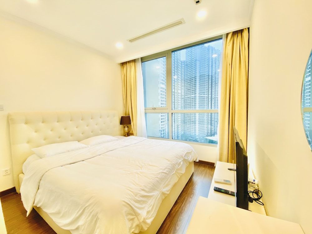 undefined Wow! Homes by Christine - Vinhomes Luxury 9